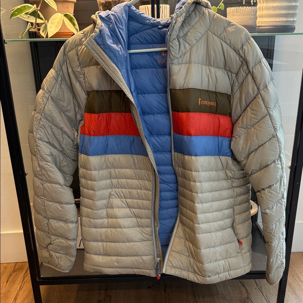 Cotopaxi coat women's large